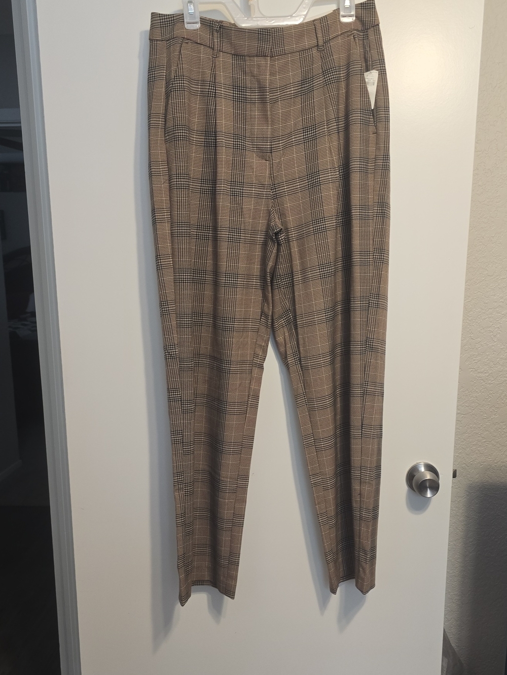 Old Navy Plaid Tailored Women's Trousers - Tan & Black